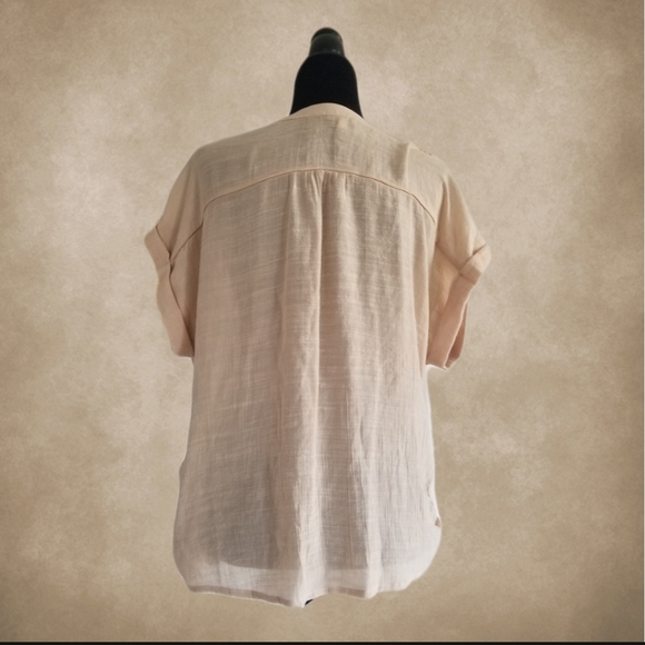 NWOT/Lily White Blouse - Picture 3 of 4